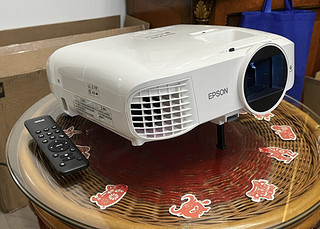 爱普生（EPSON）CH-TW5700TX投影仪