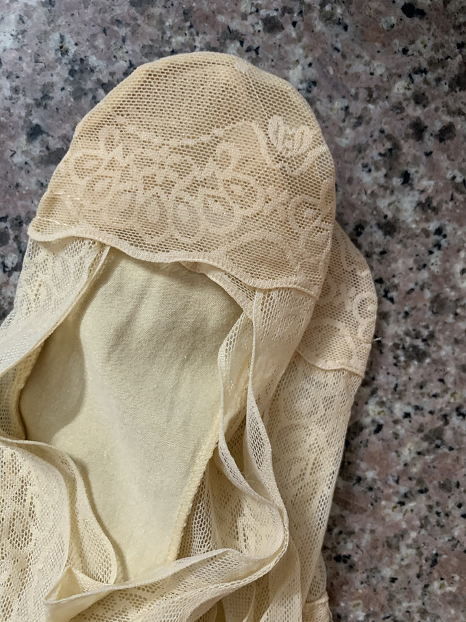 艾丝朵秀女袜