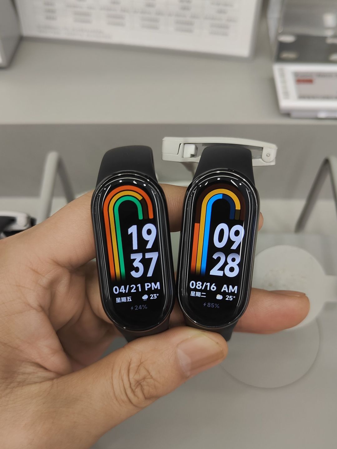 小米手环8 NFC版智能手环怎么样小米手环8标准版和NFC版的区别_什么值得买