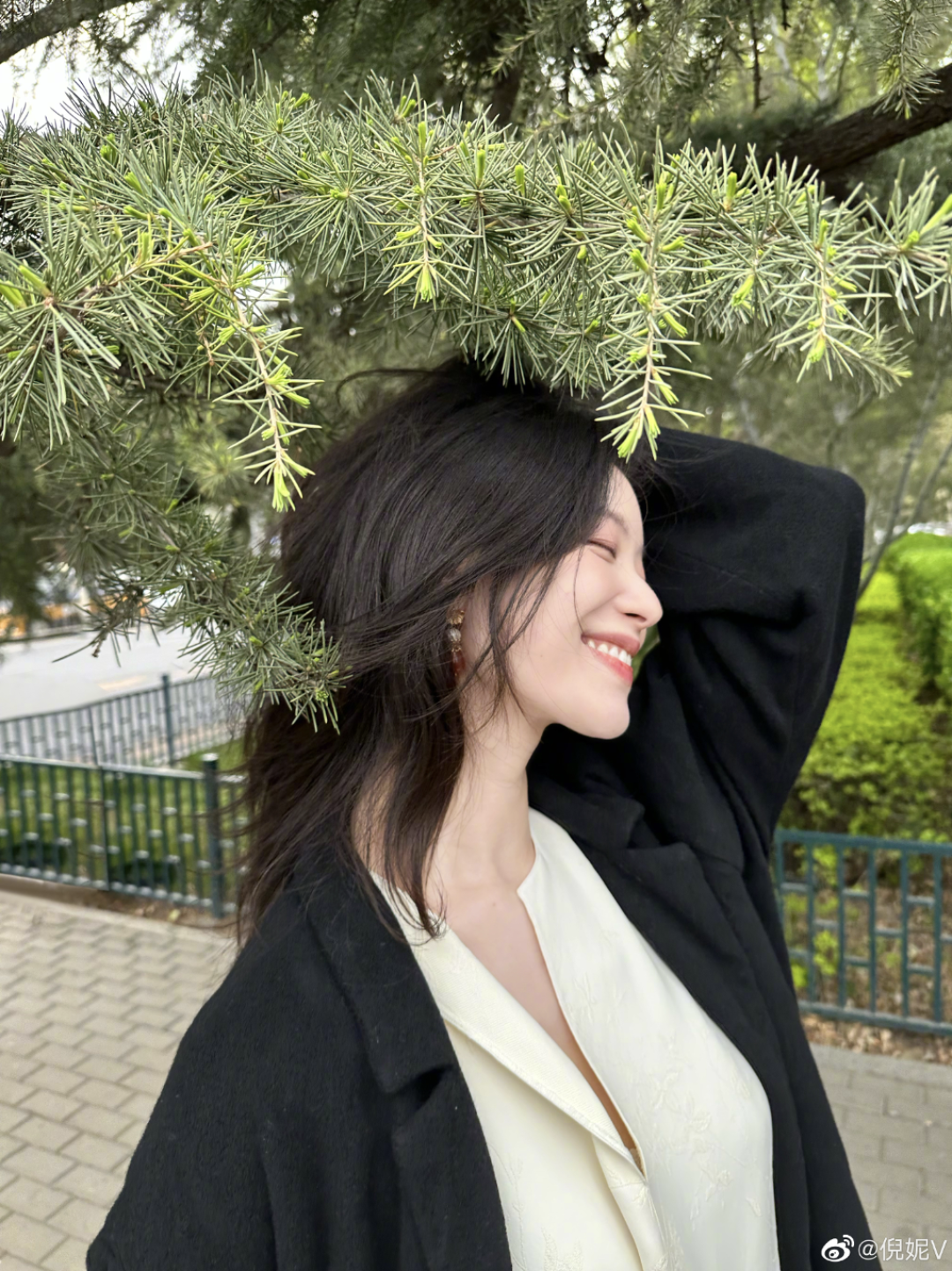 北影节大嫂高叶后来者居上在红毯上鲨疯了!还有倪妮更是气场秒杀众小花~