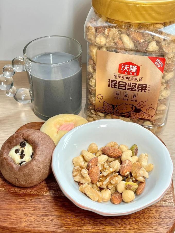 沃隆坚果炒货