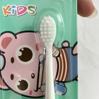 人类幼崽的小牙刷
