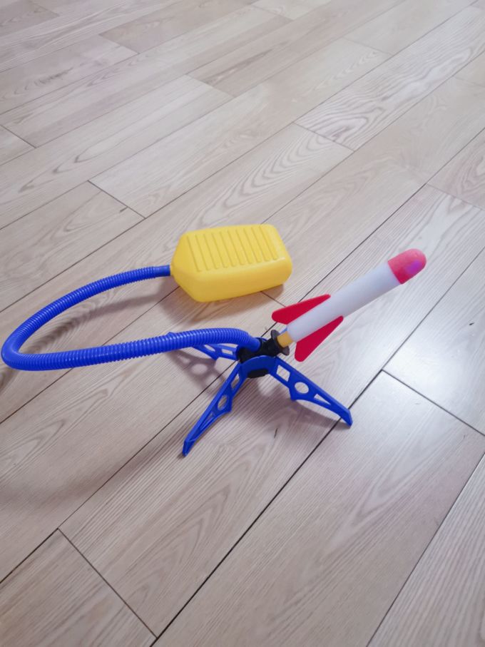 知贝创意玩具