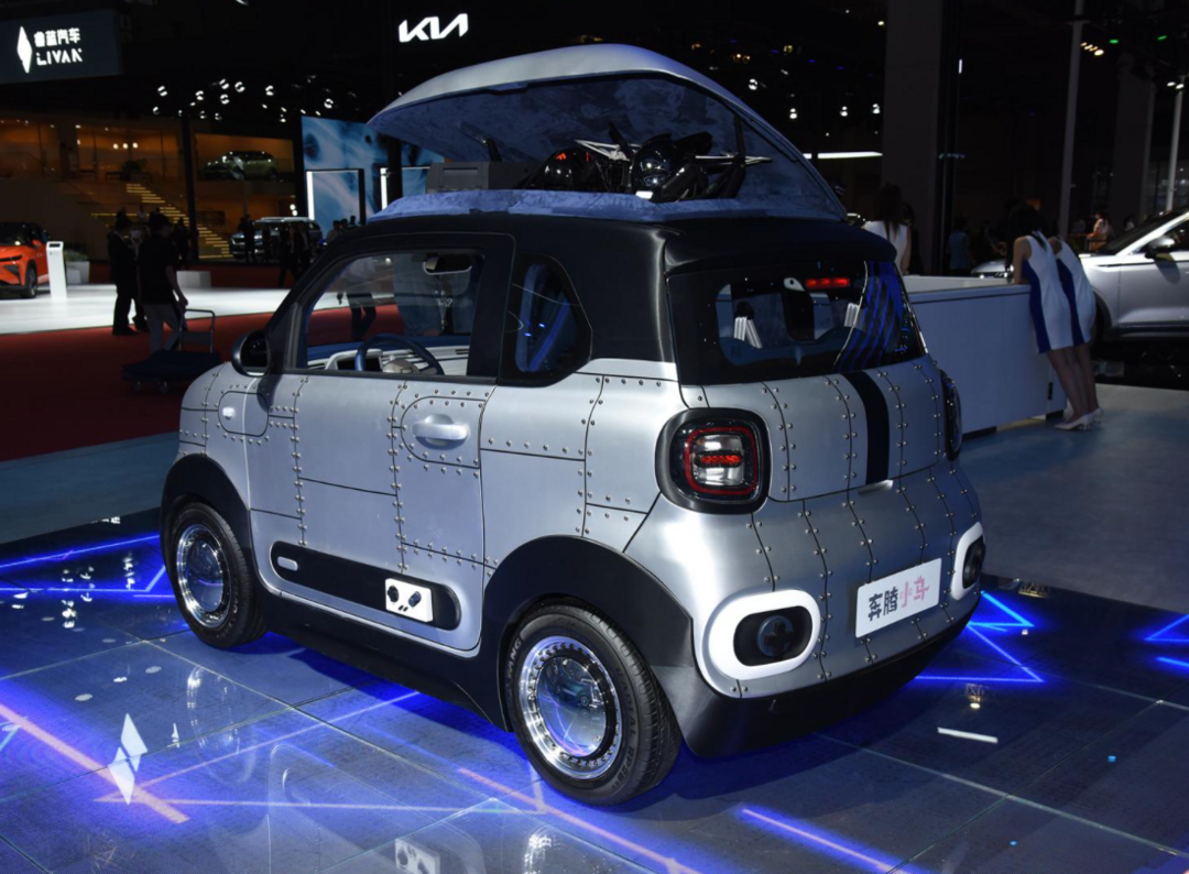 奔腾小马预计将于7月上市，定位微型纯电车
