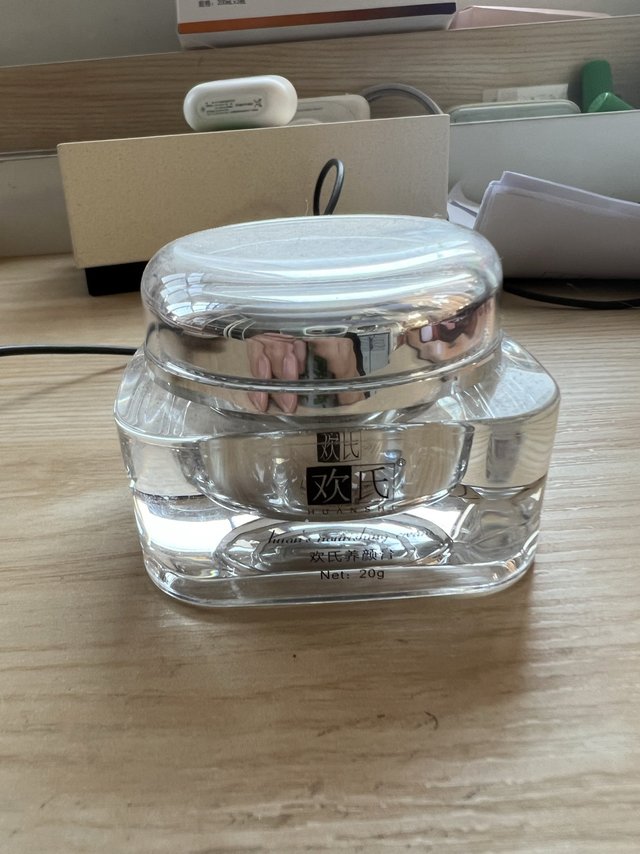 欢氏养颜膏，祛痘特别厉害