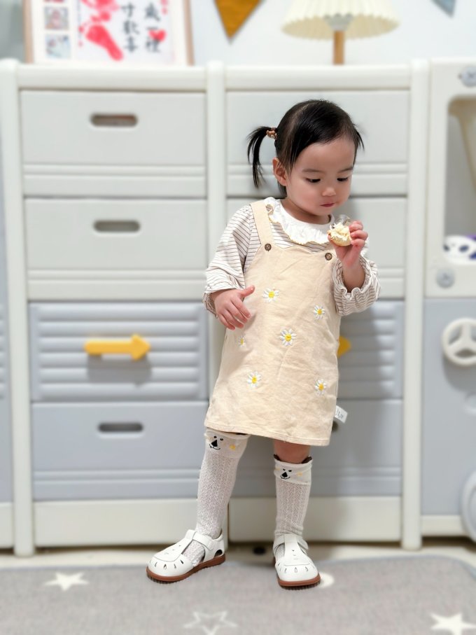 泰兰尼斯儿童凉鞋
