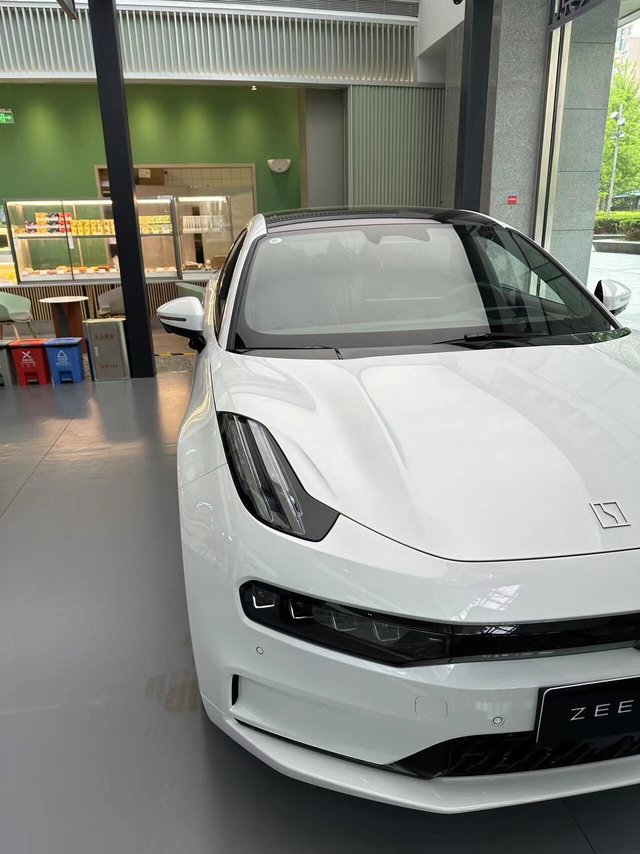 2023上海车展，极氪发布极氪X 