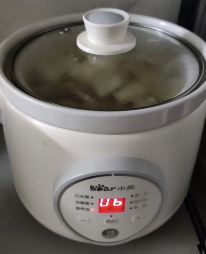 小熊烹饪锅具