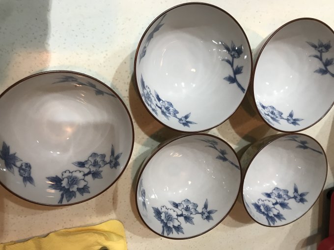 美浓烧餐具