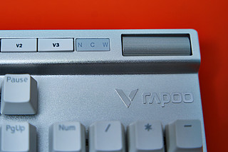 全尺寸热插拔RGB电竞机械键盘