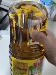 鲁花低芥酸特香菜籽油