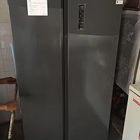 米家610L对开门大容量双开门冰箱，它非常好用。