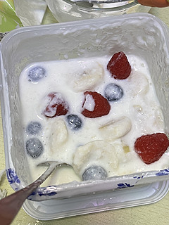 酸奶水果捞
