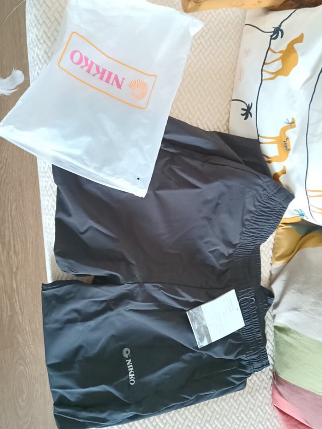 非常好的一款产品，穿着跑步，自行车都可以
