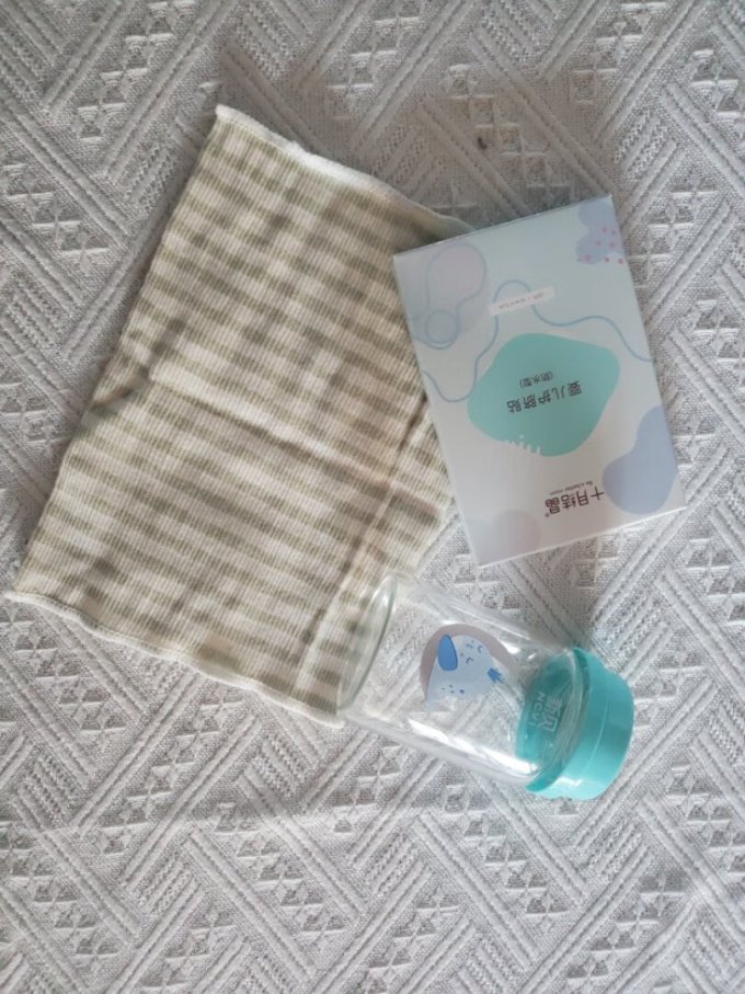 十月结晶婴儿日常护理