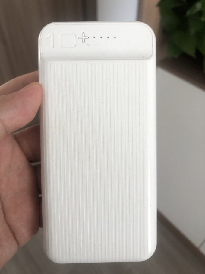 速驰移动电源