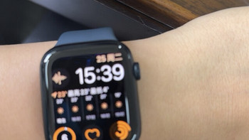 Apple Watch S8 苹果智能运动电话手表