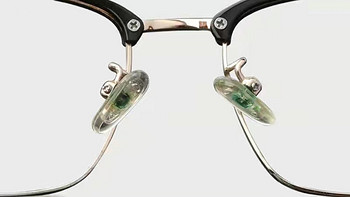 眼镜鼻托空气囊鼻托硅胶眼镜防滑托叶气垫螺丝式通用型眼镜配件