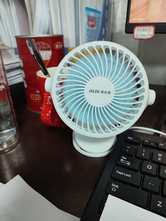 奥克斯小风扇，办公室小助手