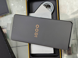 性价比优选iQOO Neo7竞速版 8+265
