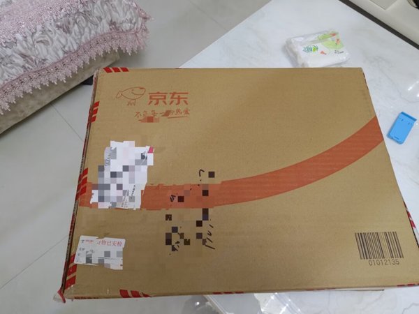 机器收到了，还没激活使用，外观设计很好看