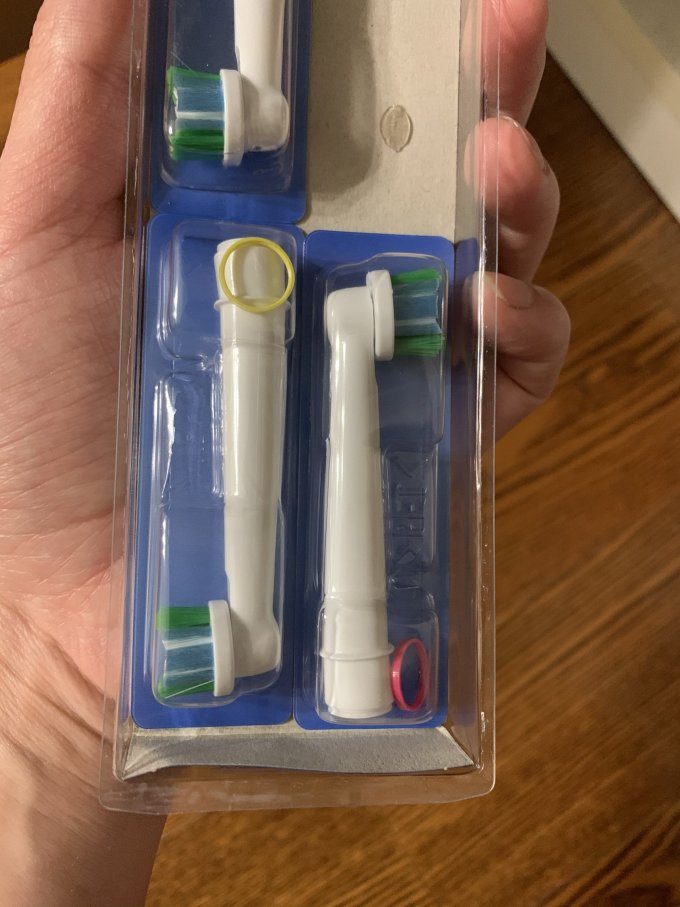 欧乐B电动牙刷