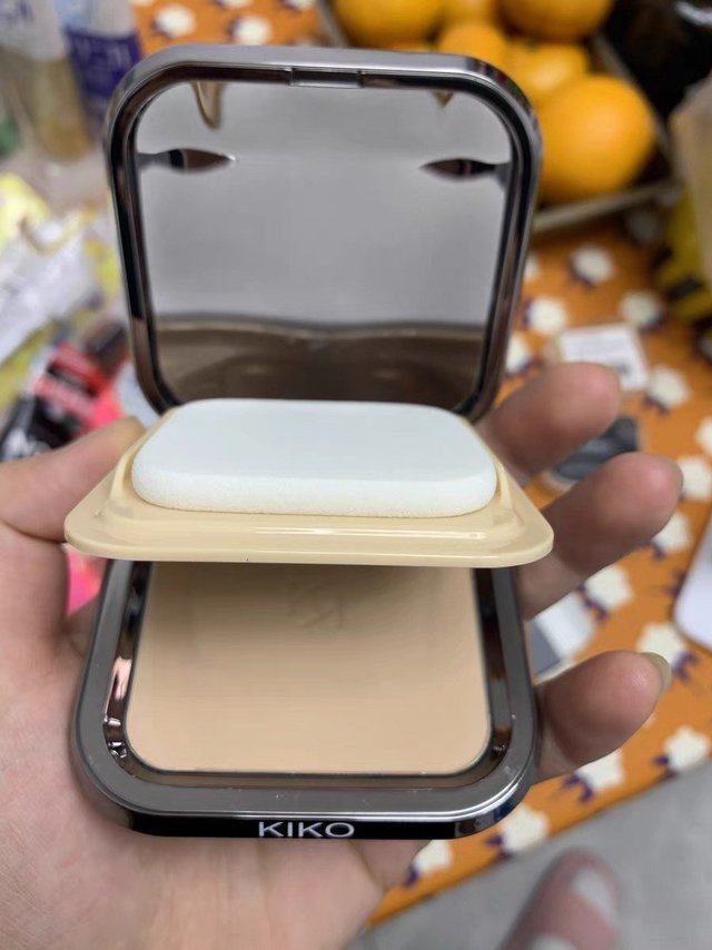 又是一款无限回购的粉饼！