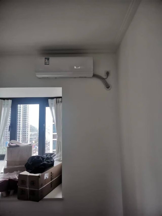 外形外观:外观简单好看,很喜欢安装师傅