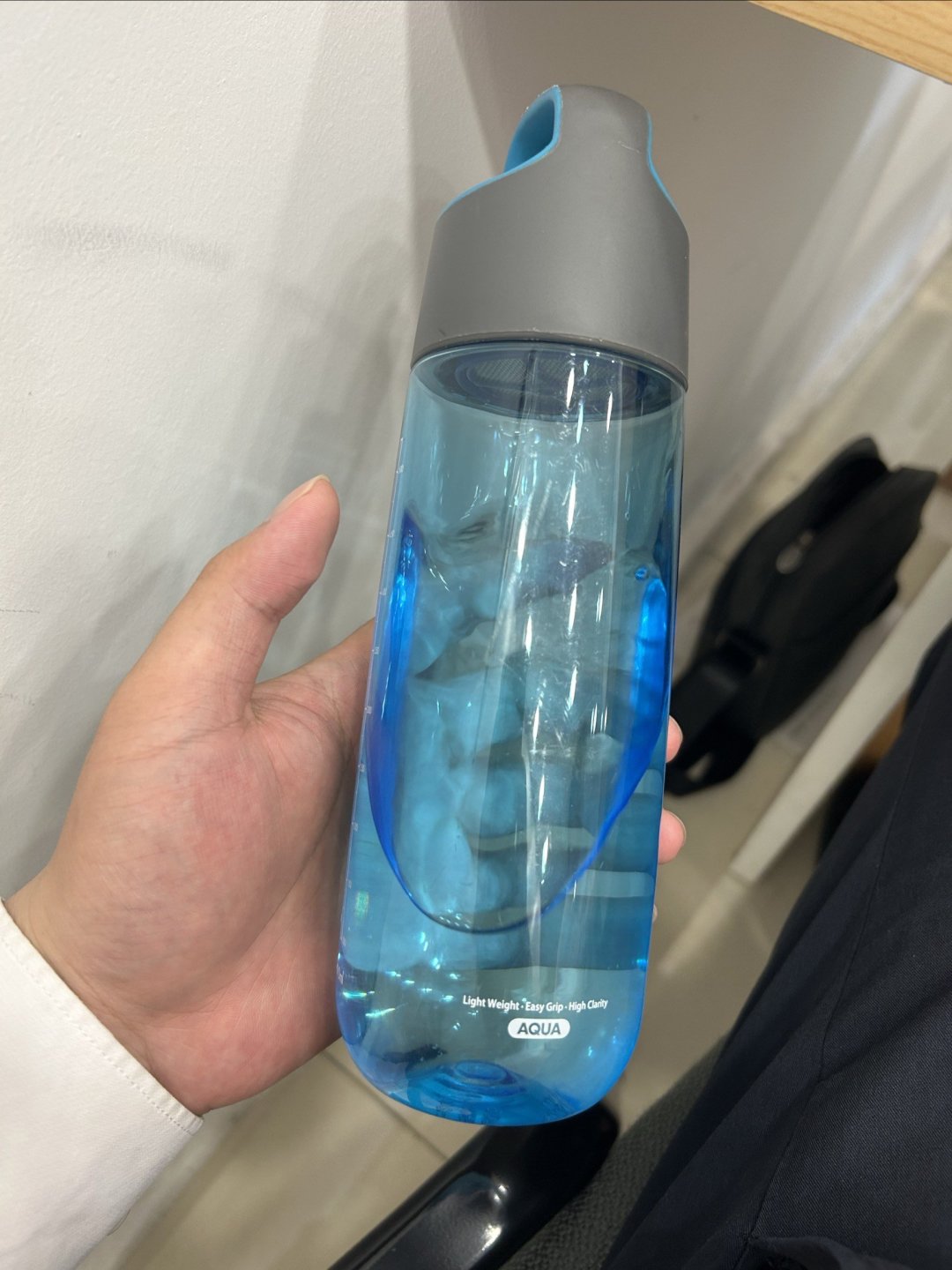 乐扣乐扣水杯lock运动便携水杯学生杯