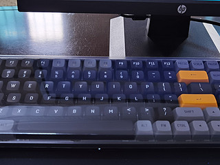 百元机械键盘，双模，热拔插，PBT