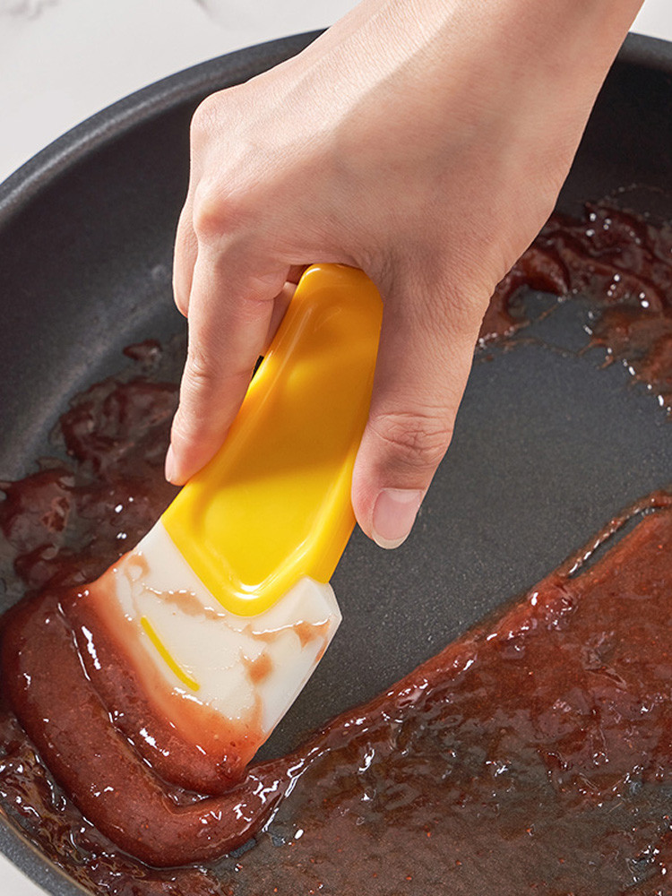 这个刮板可以洗锅，不信你也试试