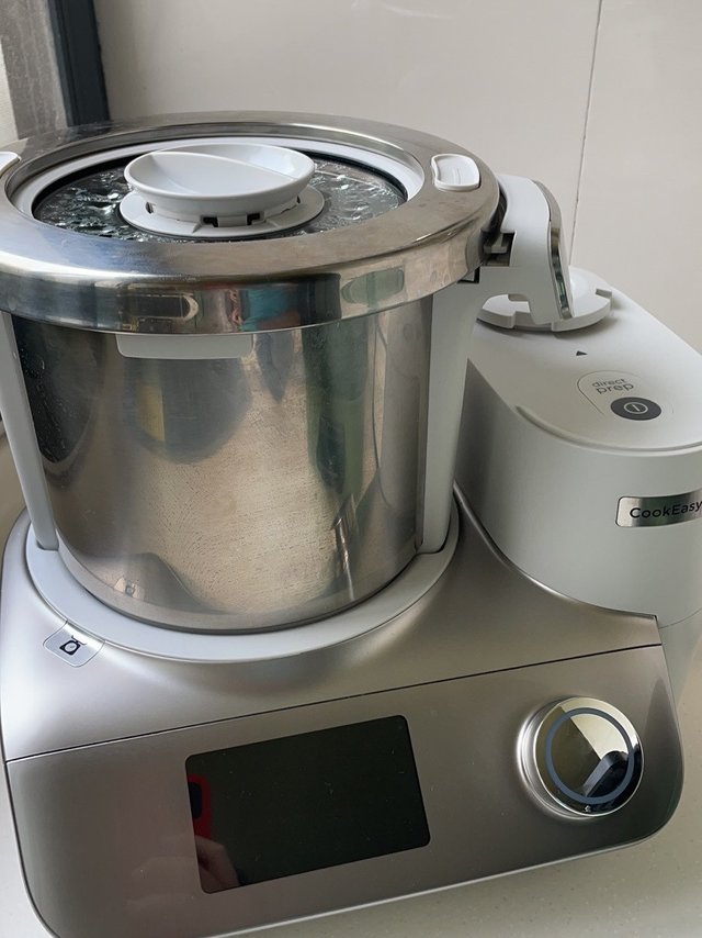 
外观材质：外观精致，不锈钢主锅光洁耐用