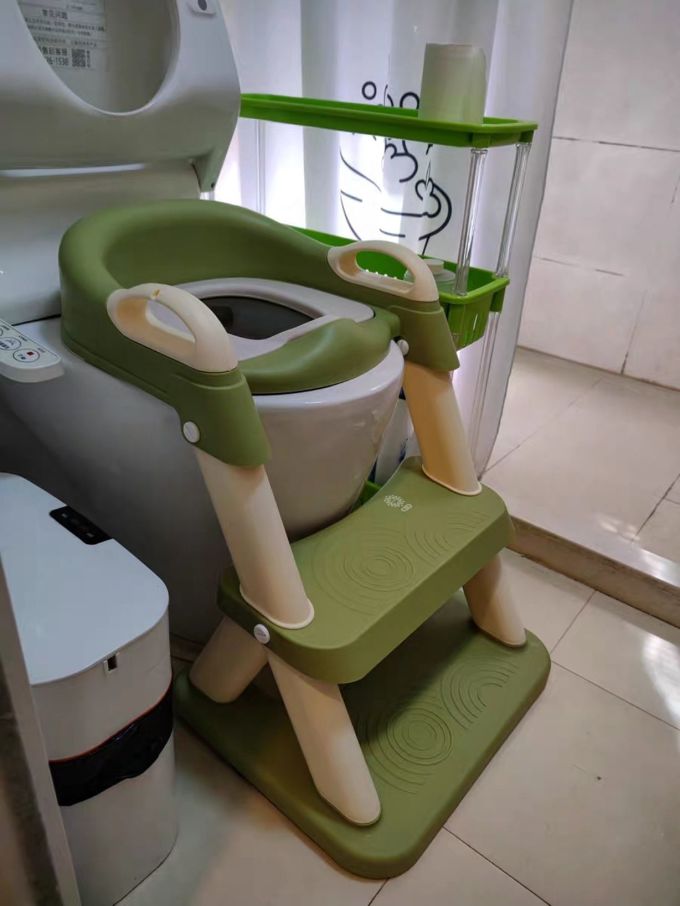 婴儿坐便器