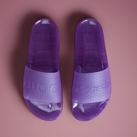 Gucci&Adidas联名橡胶拖鞋售价3600元 奢侈品牌从不坑穷人