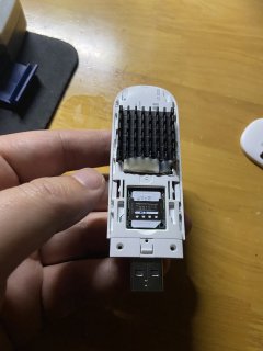 中沃随身WiFI加散热片和温度开关及风扇