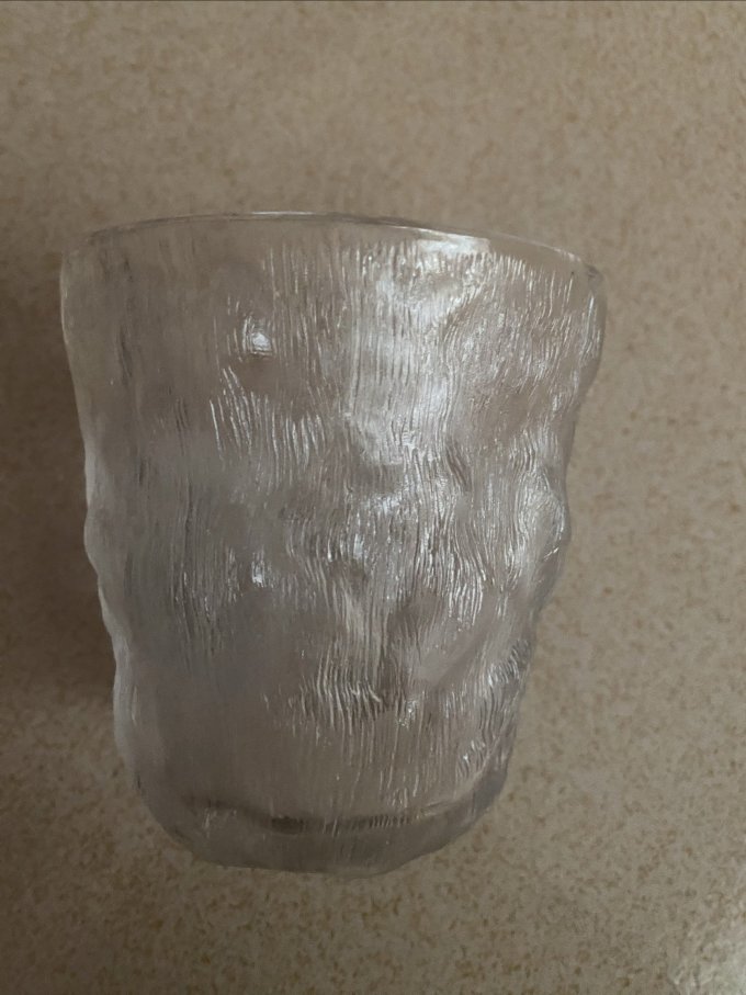 玻璃杯