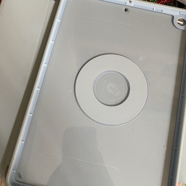 磁吸的iPad壳你值得拥有