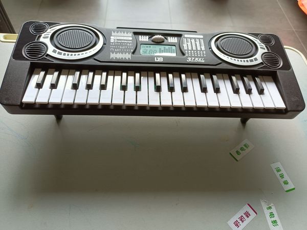 物美价廉的儿童钢琴