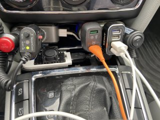 给随身wifi两边加散热片