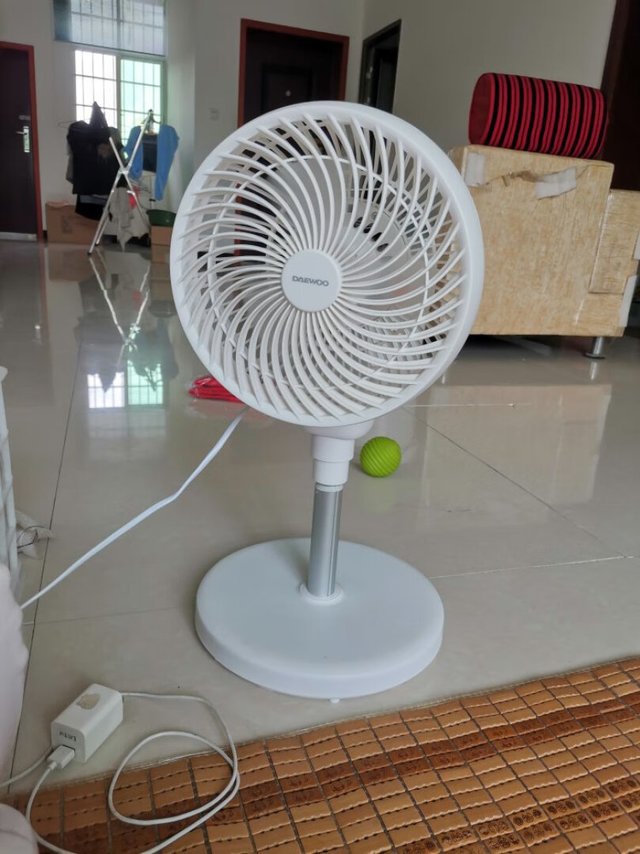 质量很好，风很大，静音，凉快，档位合适，
