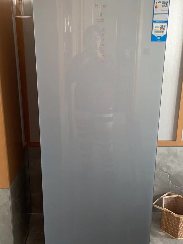 第二天早上就到了。服务非常好，看起来质量