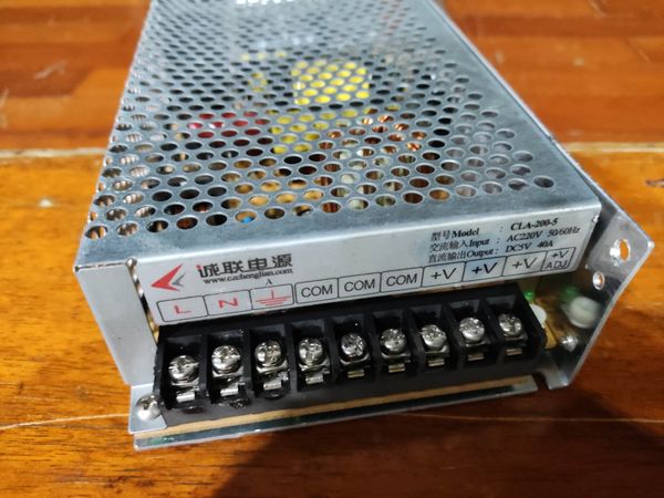 路边捡到一个电源