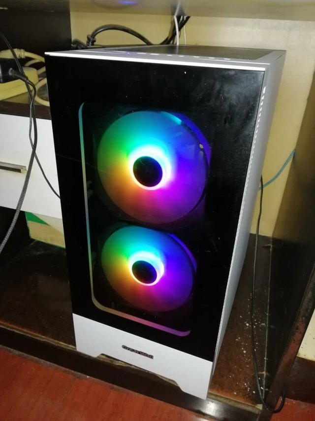 不错电脑已经装好没什么问题～运行速度