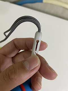 官网99京东只要17元的AirPods pro挂绳值吗