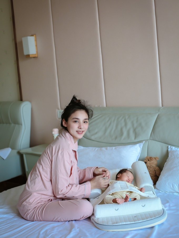 爱孕婴儿枕头
