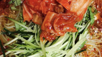 好吃又美味的朝鲜冷面，家中常备的方便速食