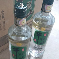 明明是“酒精酒”，十几块一瓶的牛栏山，为何在今年又火了？