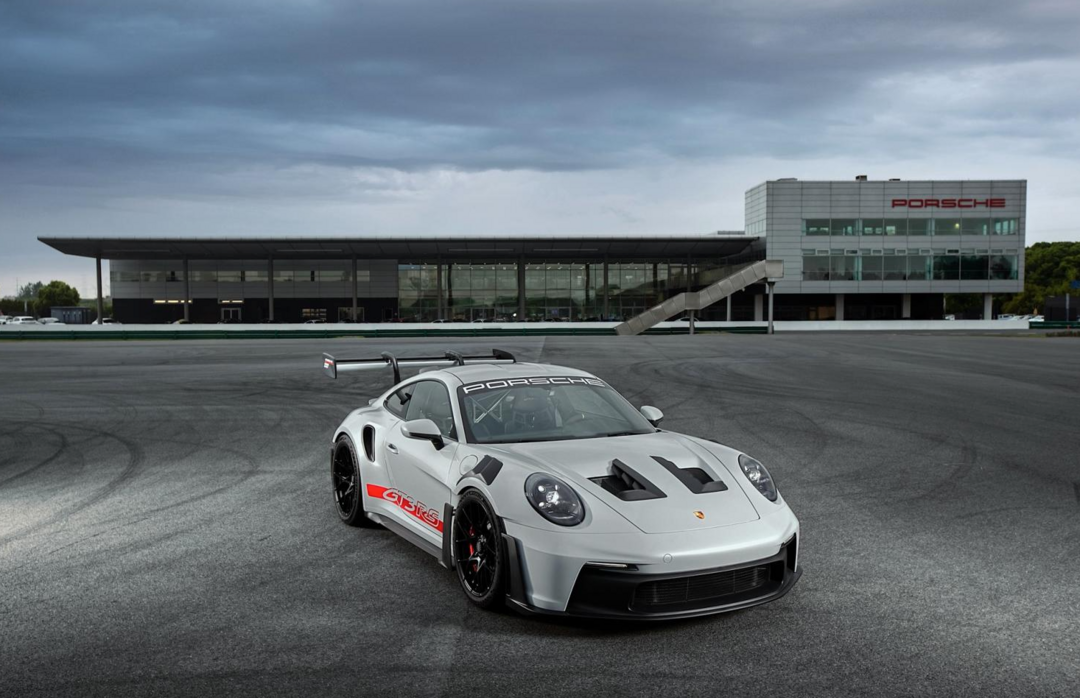 全新911 GT3 RS公布售价，售300.9992万，究极赛道机器！