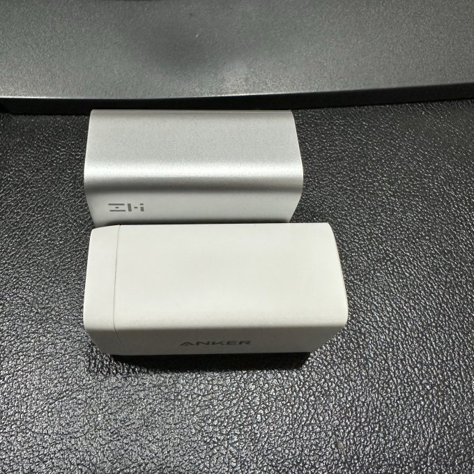 安克充电器