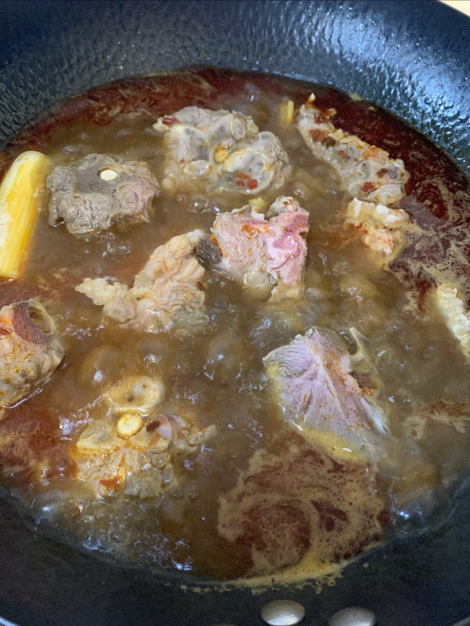 草原宏宝牛肉